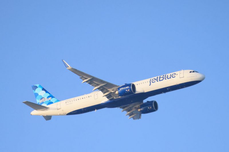 FAA looks into potential drone crash with JetBlue flight at JFK airport