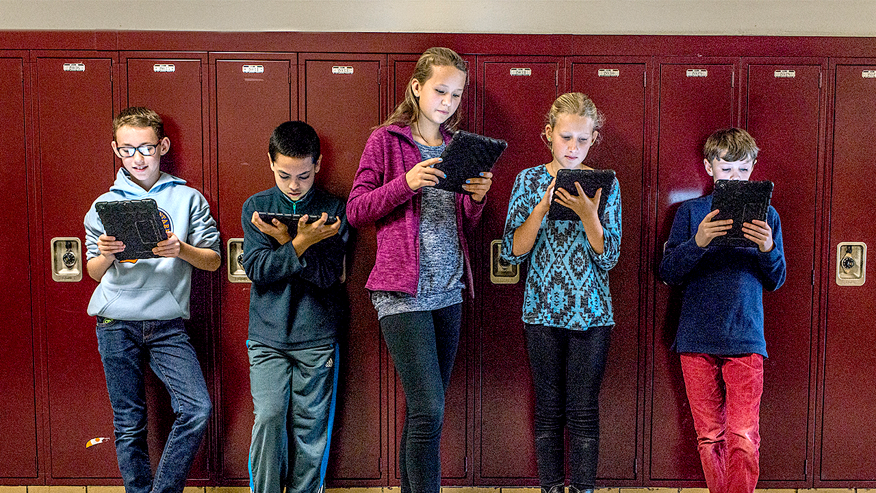 FCC Chairman Brendan Carr addresses school screen time in E-Rate evaluation