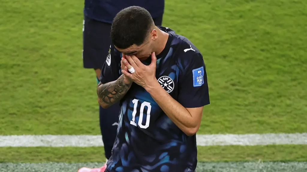 FIFA takes away commentator's credentials after memorable on-air meltdown over player's removal
