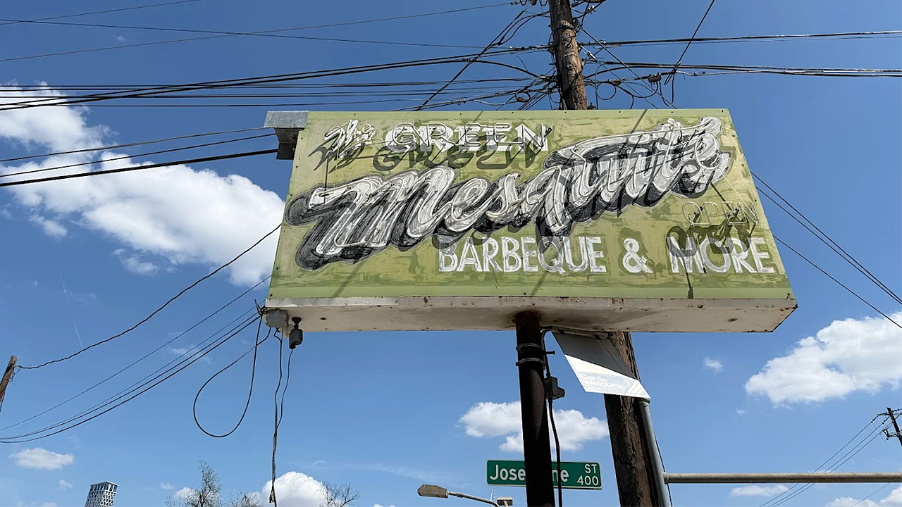 Family takes legal action against BBQ restaurant after decaying pecan tree claims father's life