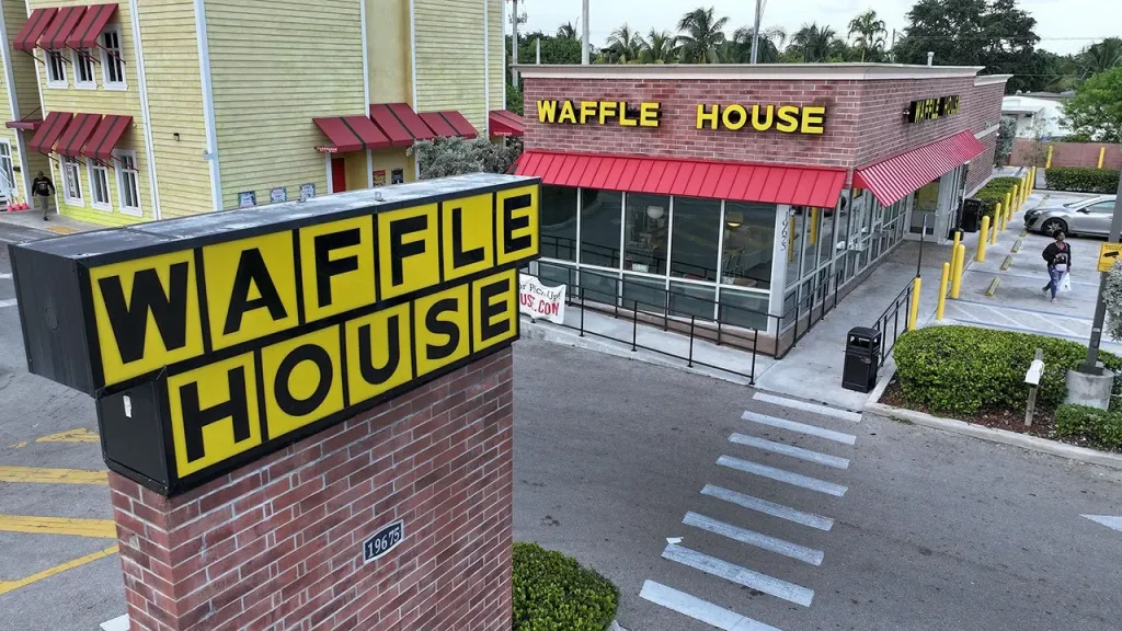 Fans of the 2026 World Cup are sharing their excitement about American food and hospitality.