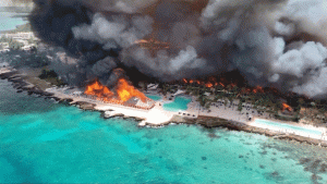 Fire at Dominican Republic resort results in the death of an Italian tourist and injuries to nine more.