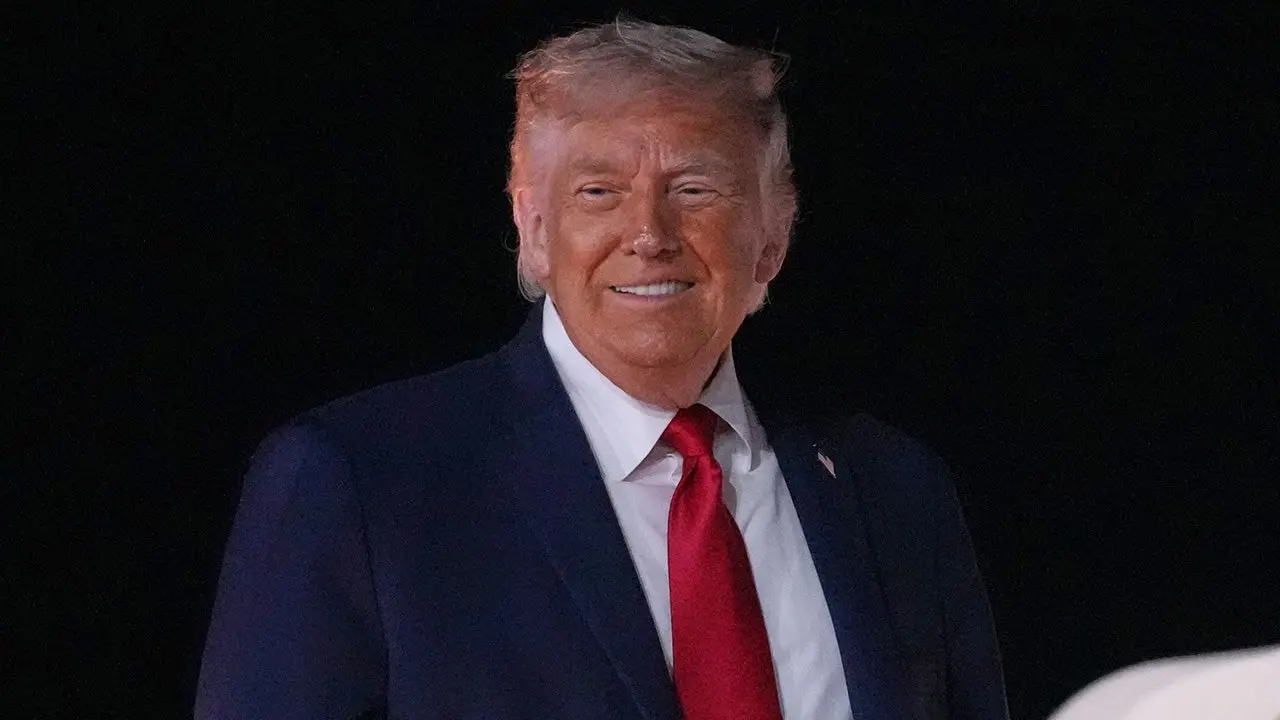 Former Cowboys player enjoys Knicks defeat after fans criticized President Trump