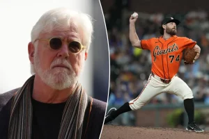 Giants broadcaster criticizes pitchers for their protest during Pride Night