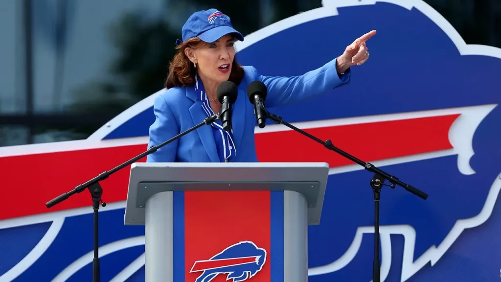 Governor Kathy Hochul attempts to start a Bills chant at the new stadium but fails completely.