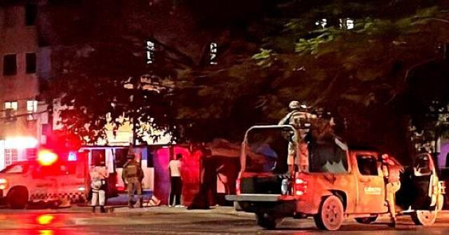 Gun Violence Hits Mexico's Caribbean Tourist Destination - Bars and Hotels Under Attack