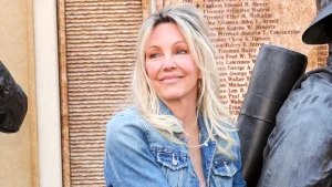 Heather Locklear shares she doesn't spend much time with those in Hollywood.