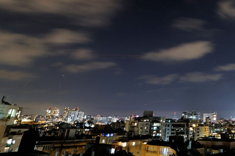 Iran carries out missile attacks on Israel