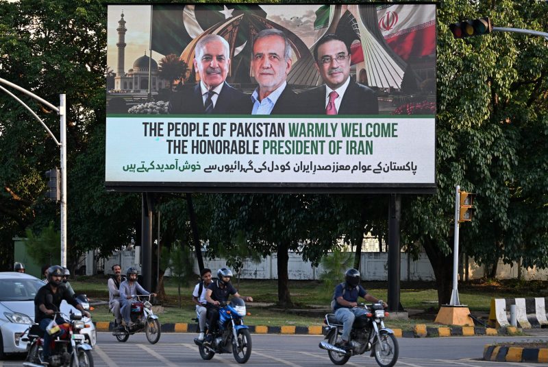 Iran's president visits Pakistan for ongoing peace discussions with the U.S.