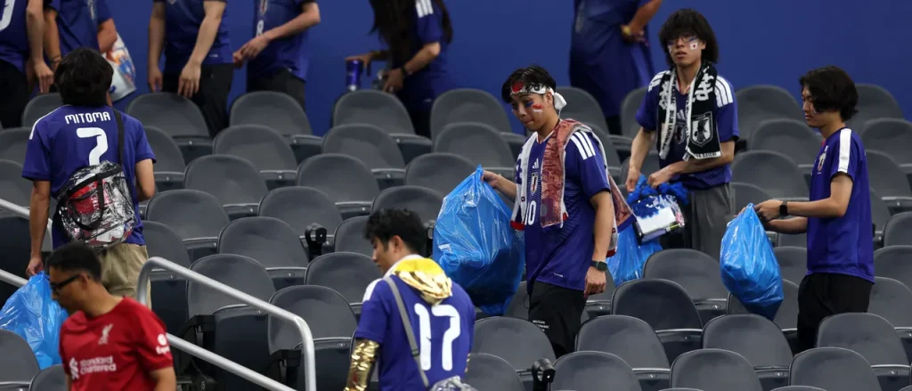 Japanese Fans Capture Online Hearts By Just Doing What’s Right: Tidying Up After Themselves