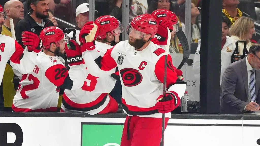 Jordan Staal nets two goals as Hurricanes defeat Golden Knights in Game 4