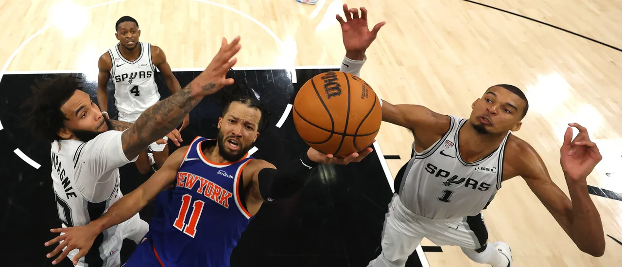 Knicks' Incredible Tip-In Created a Thrilling Moment at Madison Square Garden