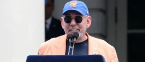Knicks Owner James Dolan Appears to Criticize Mayor Mamdani During NBA Championship Celebration