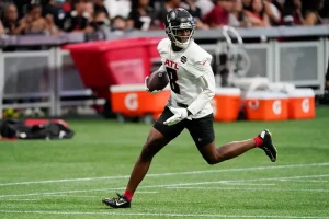 Kyle Pitts signs $54 million extension with the Falcons following a long-awaited breakout