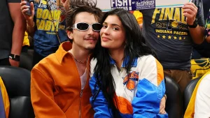 Kylie Jenner influences Knicks lingerie, Swift-Kelce wedding rumors at MSG, and a German finds Waffle House