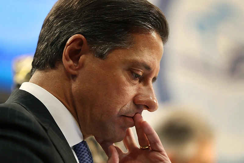 LAUSD Superintendent Alberto Carvalho steps down during ongoing investigation