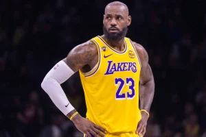 LeBron James departing from the Lakers in free agency amid Warriors speculation
