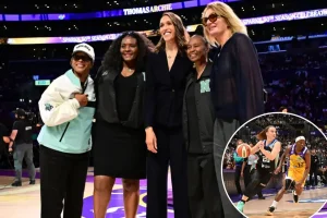 Liberty gets an unexpected pregame visit from team legends