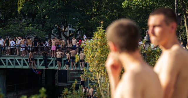 "Like Torture" -- France Struggles With Heatwave Without Air Conditioning
