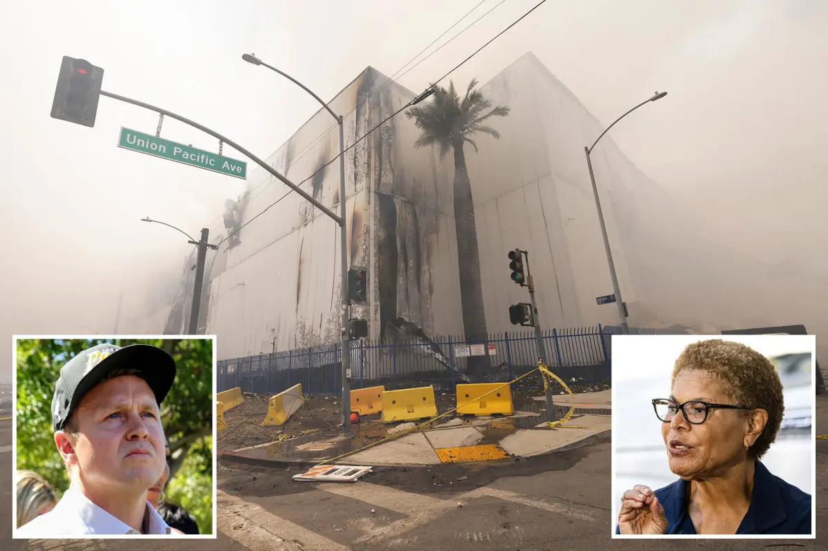 Los Angeles struggles with harmful smoke from a large warehouse fire while Spencer Pratt criticizes Karen Bass.