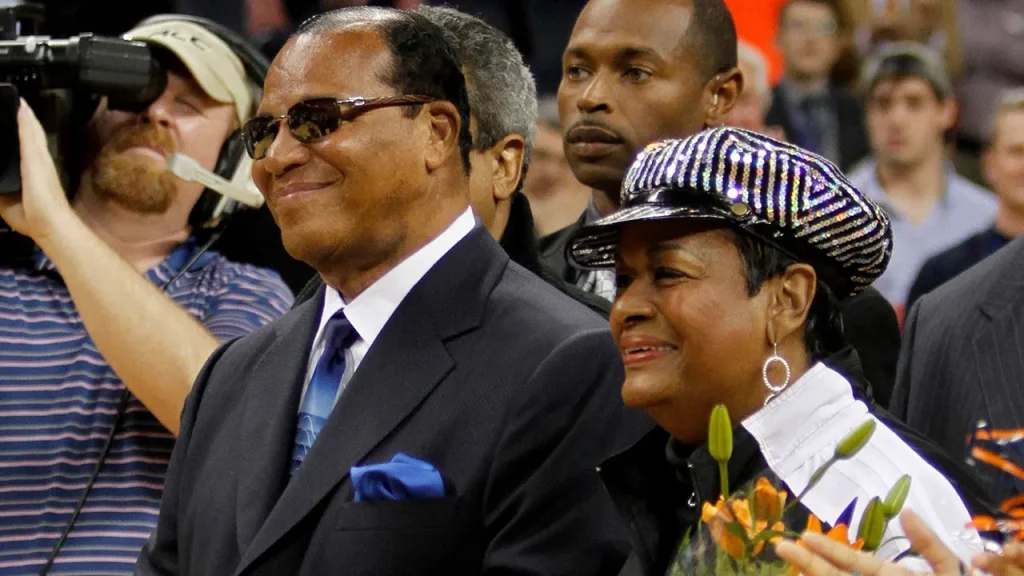 Louis Farrakhan's wife passes away at 90