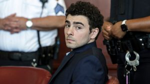 Luigi Mangione drops psychiatric defense in UnitedHealthcare murder case