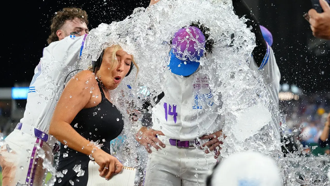 MLB reporter soaked during crazy post-game celebration, Shinnecock mistake, and MJ's heartfelt letter sells