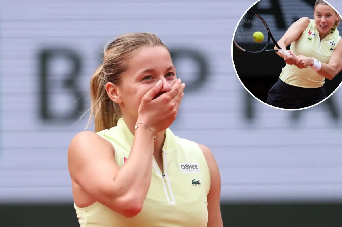Maja Chwalinska reaches the semifinals of the French Open in an upset