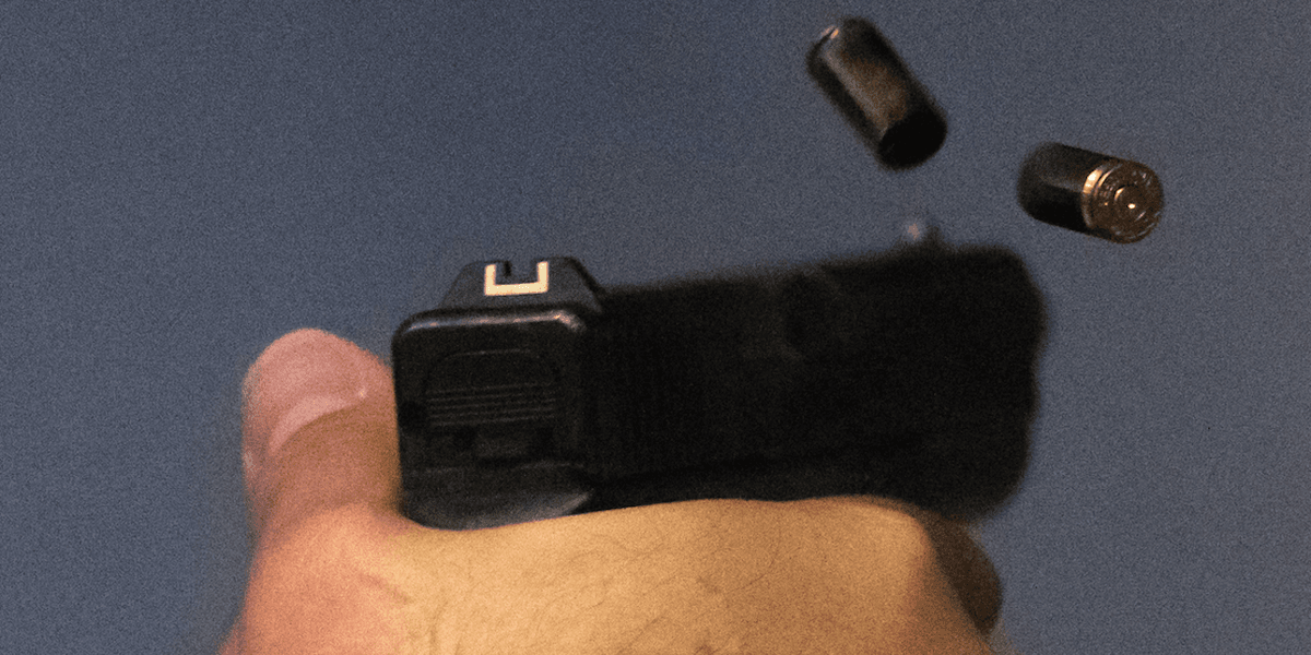 Man reportedly confronts burglar stealing TV from his wall, who then reaches into his bag — homeowner stops the theft with his gun