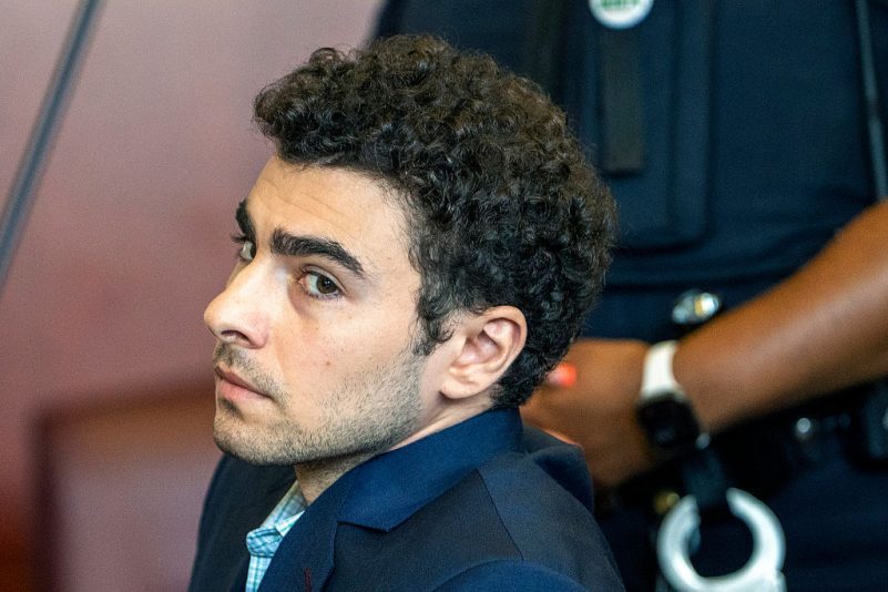 Mangione plans to seek a mental health defense in the murder trial of the UnitedHealthcare CEO.