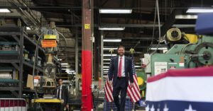 Manufacturing Index in the U.S. Reaches Highest Point in Four Years