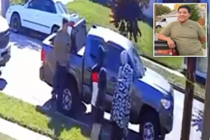 Marine veteran Jheyco Borda defends himself against four masked teenagers attempting to carjack him at gunpoint in daylight in Maryland