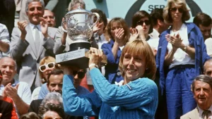 Martina Navratilova believes that an unpredictable French Open benefits tennis: ‘Suspense is essential’