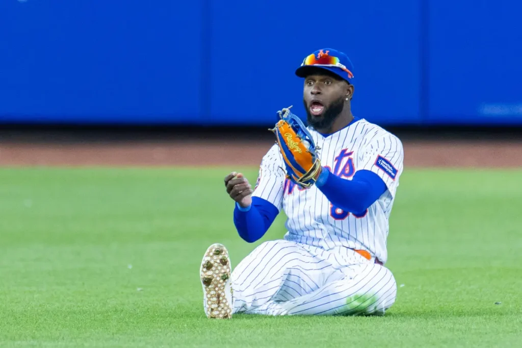 Mets are still unsure when Luis Robert Jr. will come back after his back injury.