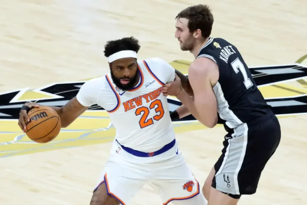 Mitchell Robinson performs well coming off the bench in Knicks' Game 1 victory