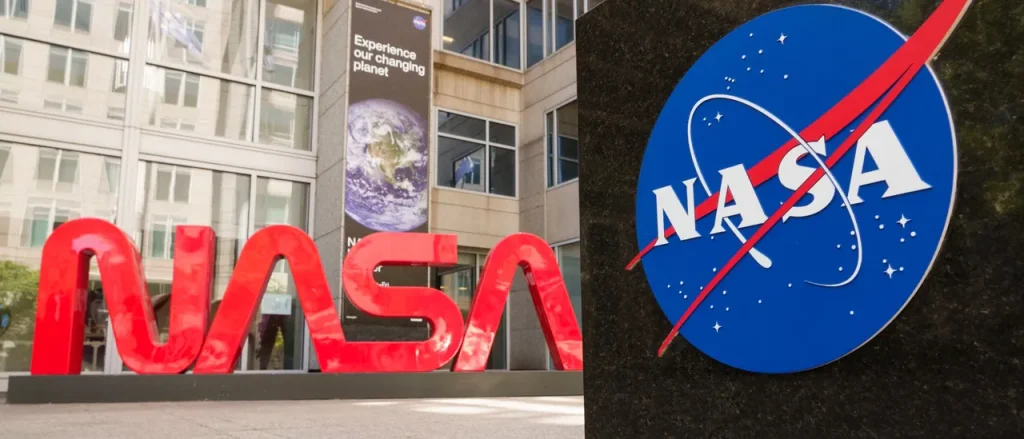 NASA Lifts Space Station Shelter Requirement Due to Air Leaks in Russian Area