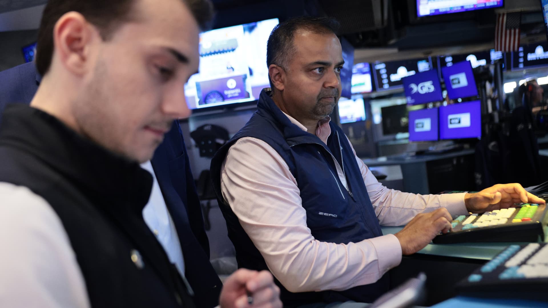 Nasdaq experiences its biggest decline in over a year as chip stocks fall; S&P 500's nine-week winning streak is about to finish: Live updates