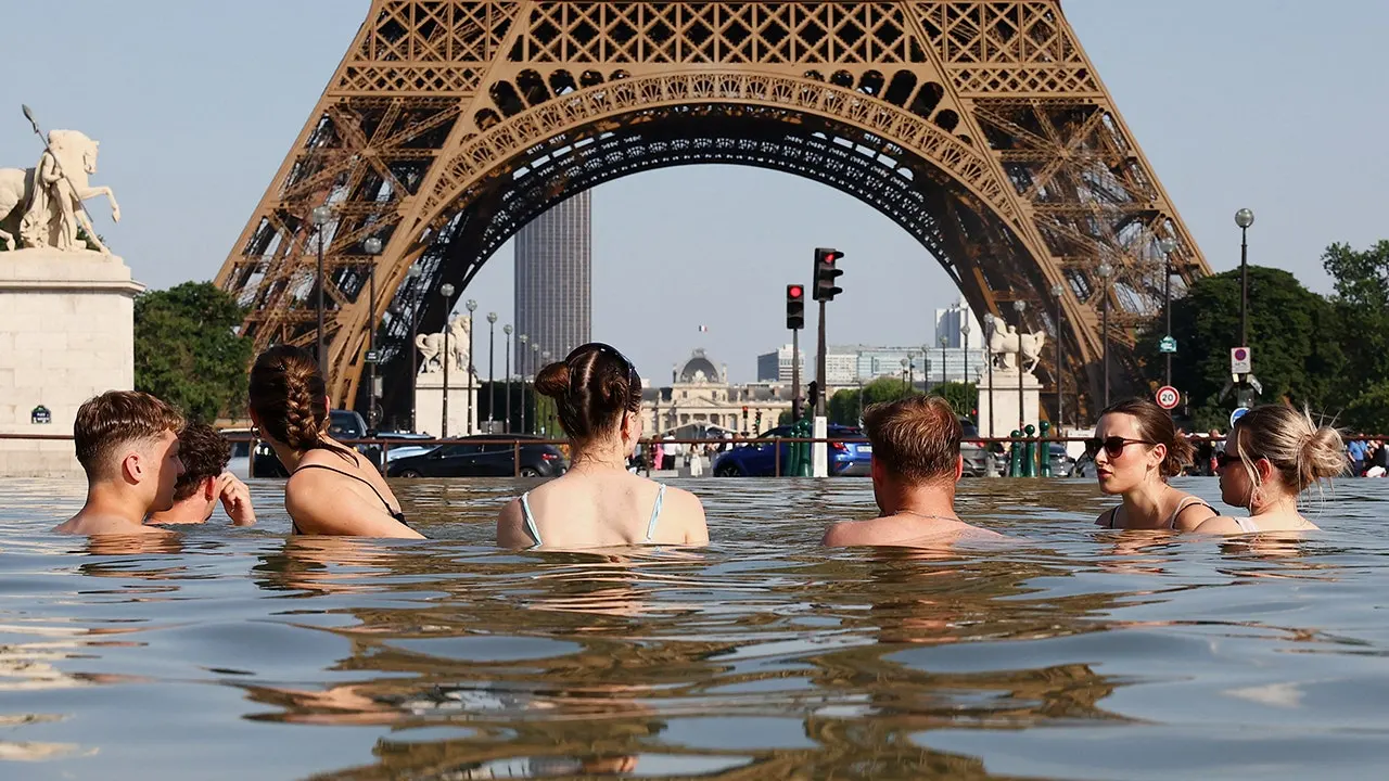 Paris deputy mayor Audrey Pulvar holds the US responsible for the deadly heat wave in France.