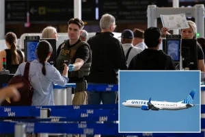 Passenger reportedly gets on United Airlines flight with a fake boarding pass, prompting plane's return to the gate