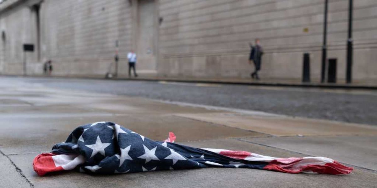 Patriotism in the U.S. reaches its lowest level in 25 years, driven by Democrats and Gen Z.