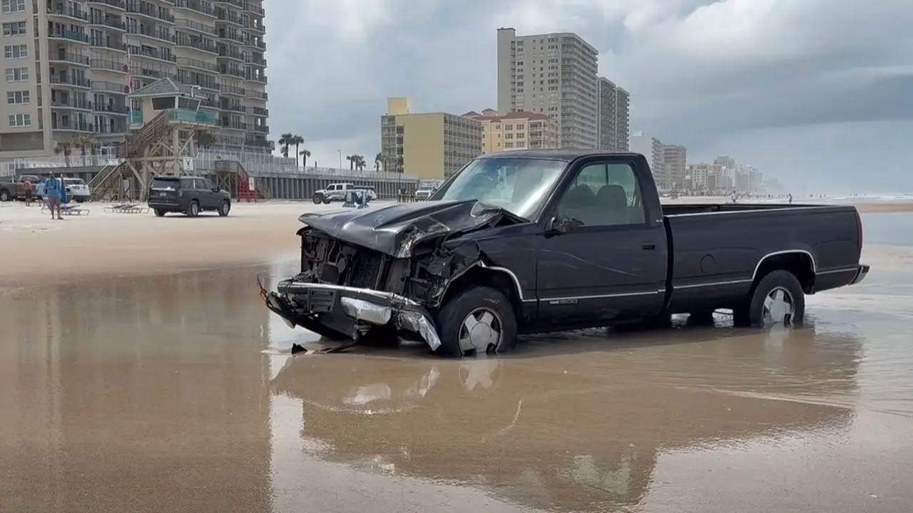 Pickup truck crashes into toll booth in Daytona Beach Shores, resulting in the death of an attendant