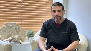 Plastic surgeon who testified for convicted terrorist cleric secures House Democratic primary victory