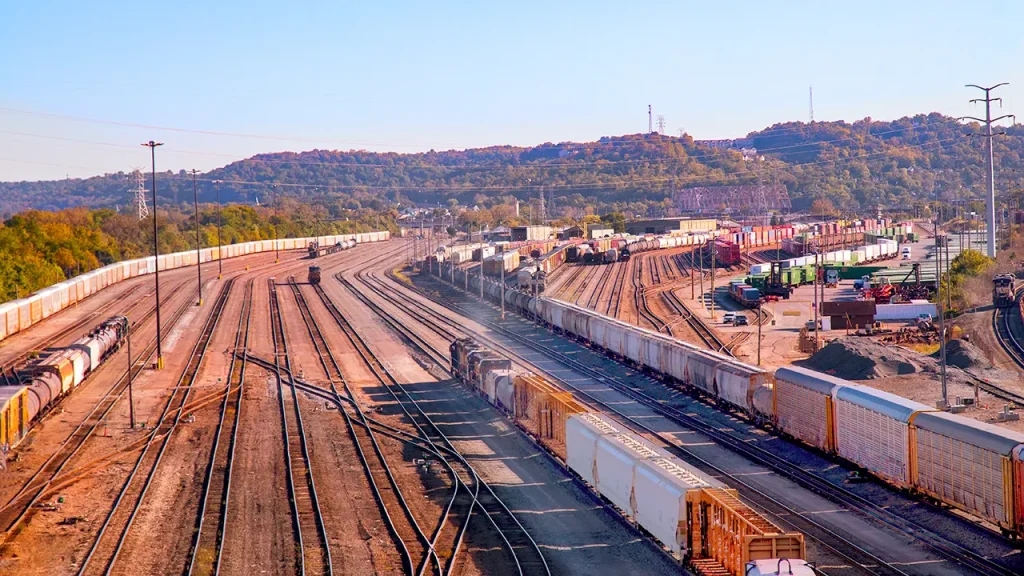 Railroad union alleged to be directing member fees to Democratic efforts, report indicates