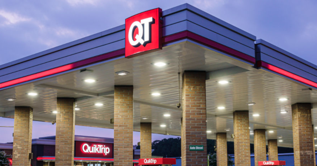 Realtor Dismissed After Challenging Father Assisting His Young Daughters in Gas Station Women's Restroom