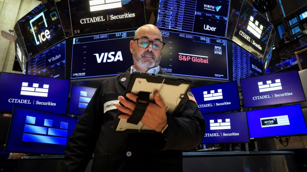 S&P 500 futures increase as Micron soars following earnings; Wall Street looks forward to important inflation report: Live updates