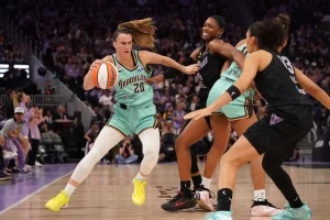 Sabrina Ionescu's positive feelings from her trip home fade in the Liberty's defeat.