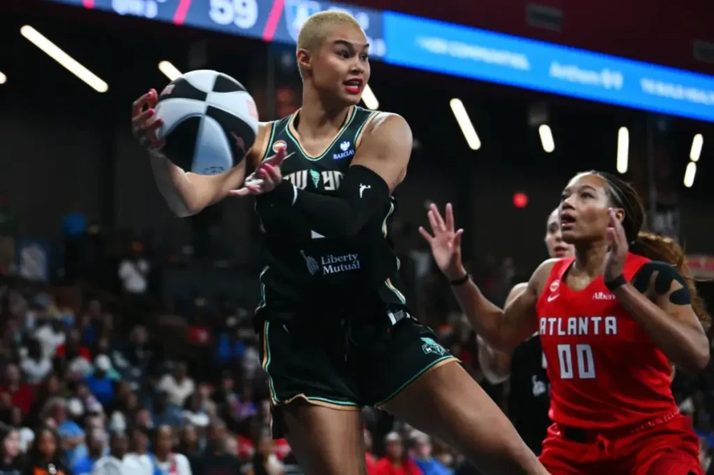 Satou Sabally from Liberty has a standout performance as she finds her rhythm.