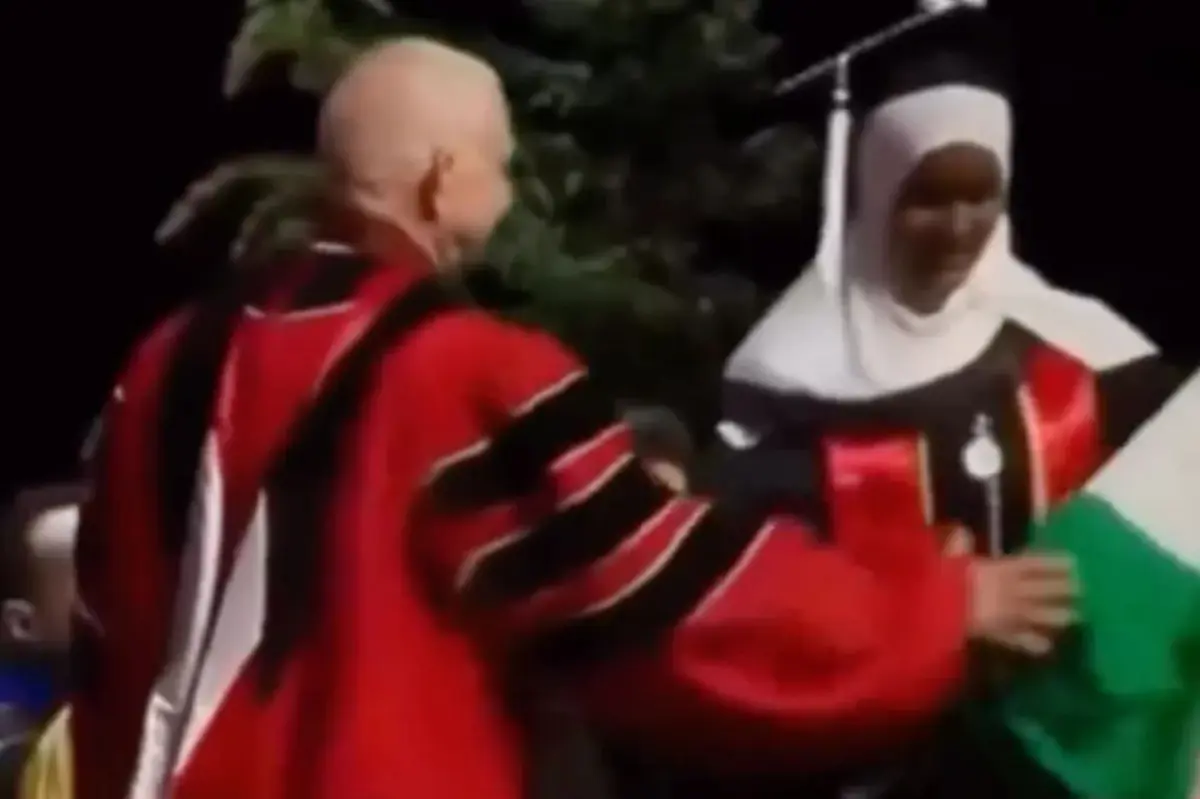 Seattle University provost removes Palestinian flag from graduating Muslim student during graduation ceremony