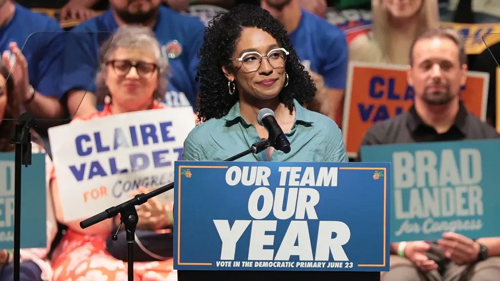 Socialist candidate in NYC leaves live interview due to old social media posts