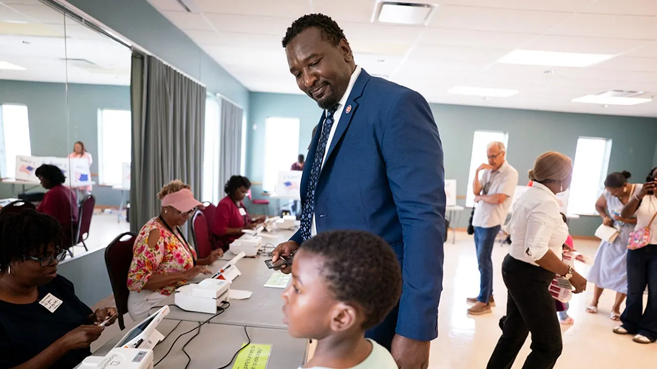 South Carolina Democrats choose Jermaine Johnson in the gubernatorial primary.
